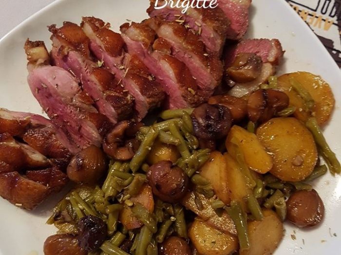 Duck breast, potatoes, green beans and chestnut