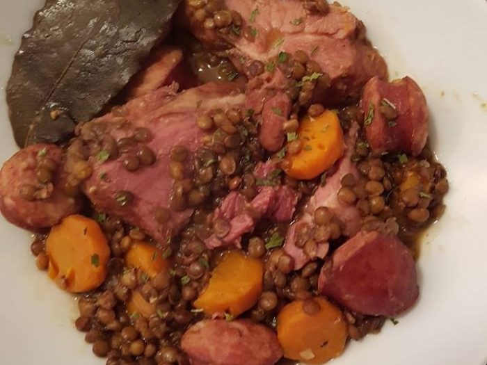 Salted pork with lentils from the kitchen of Bibi