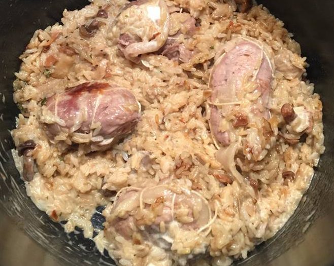 Veal meat rolls with mushrooms and rice