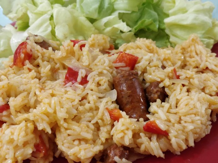 Rice with merguez and pepper in a simple way